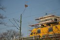 Einsatz BF Koeln Kran beruehrt Oberleitung DB Koeln Gremberg Taunusstr P084